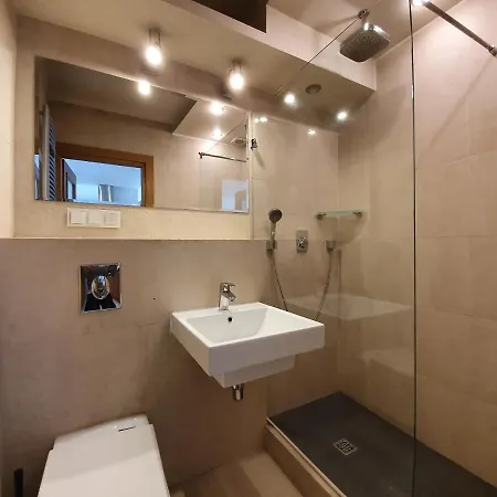 Apartament 100m Od Plazy & Parking Daire Sopot